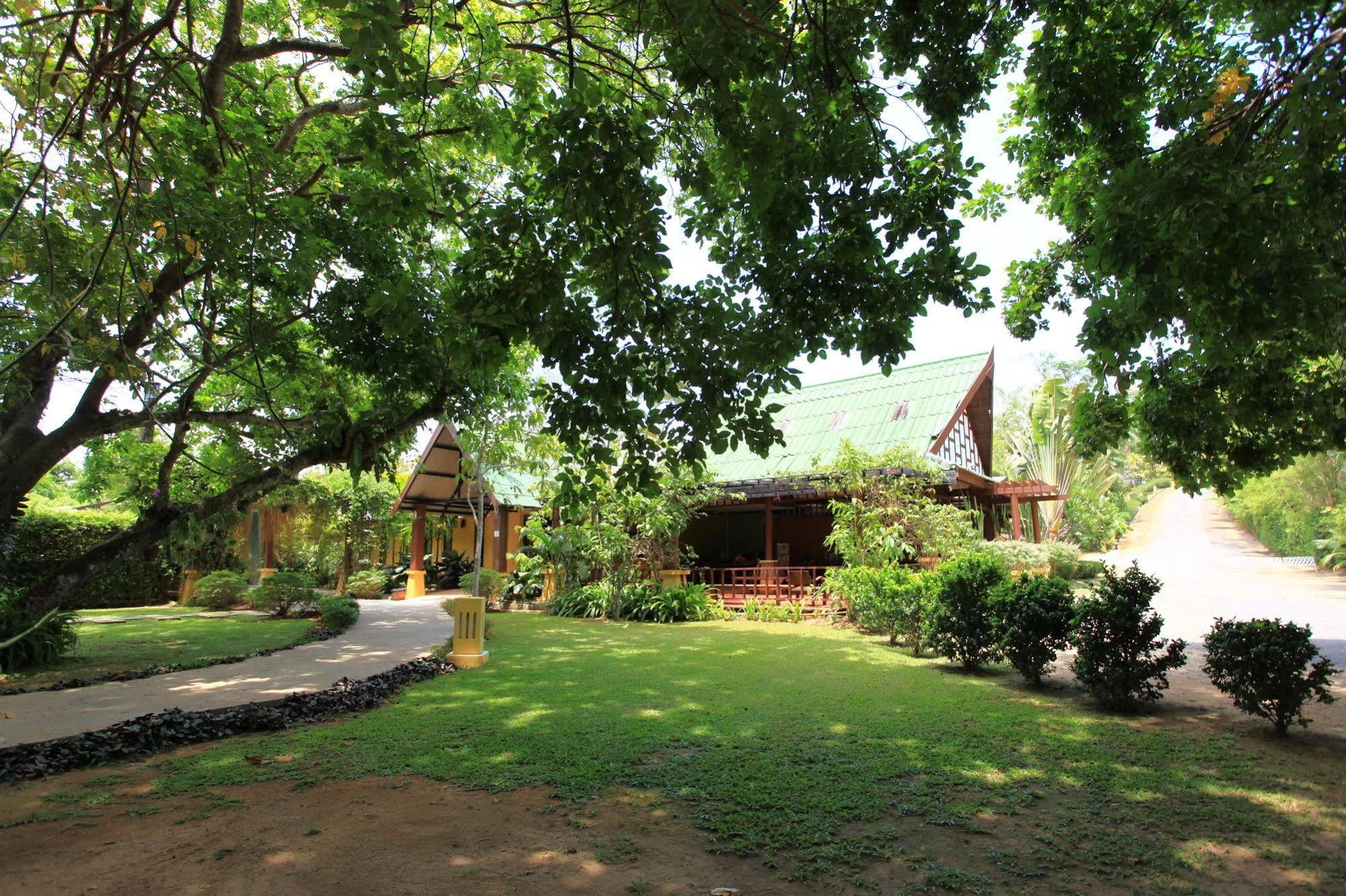 Baan Panwa Resort&Spa Екстер'єр фото